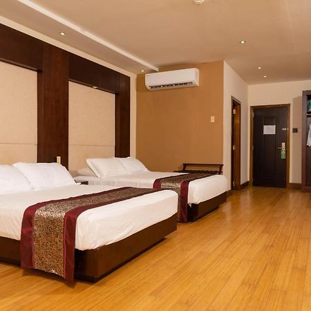 Herdmanston Lodge Hotel Georgetown Bagian luar foto