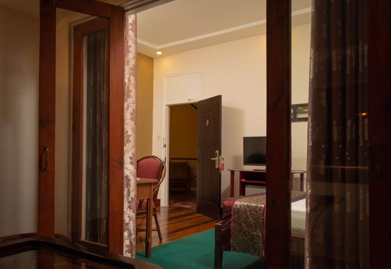 Herdmanston Lodge Hotel Georgetown Bagian luar foto