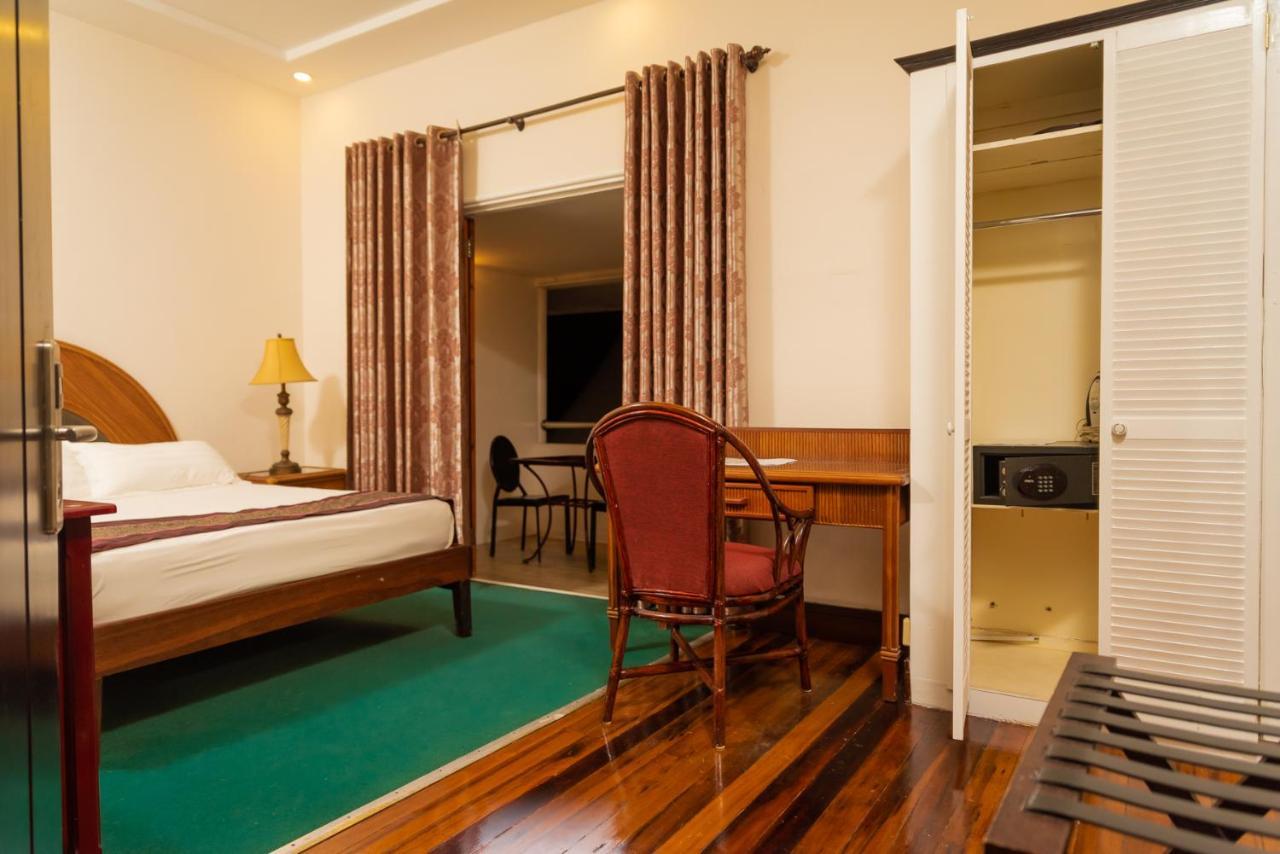 Herdmanston Lodge Hotel Georgetown Bagian luar foto