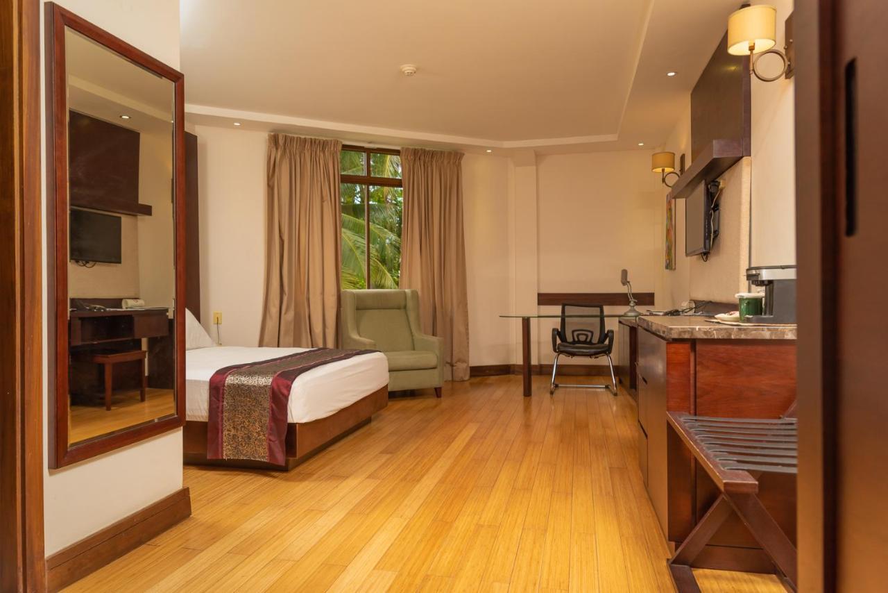 Herdmanston Lodge Hotel Georgetown Bagian luar foto