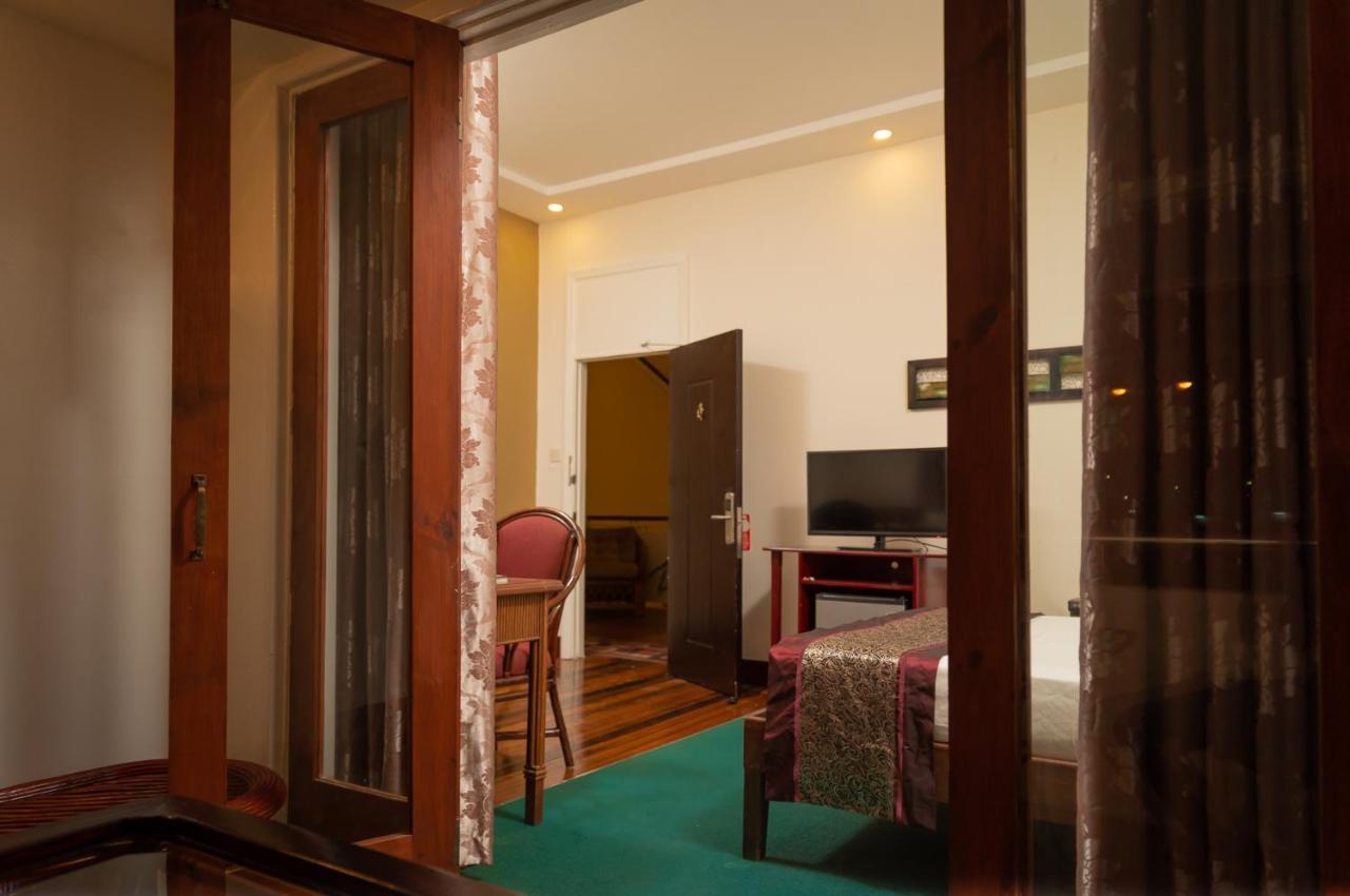 Herdmanston Lodge Hotel Georgetown Bagian luar foto