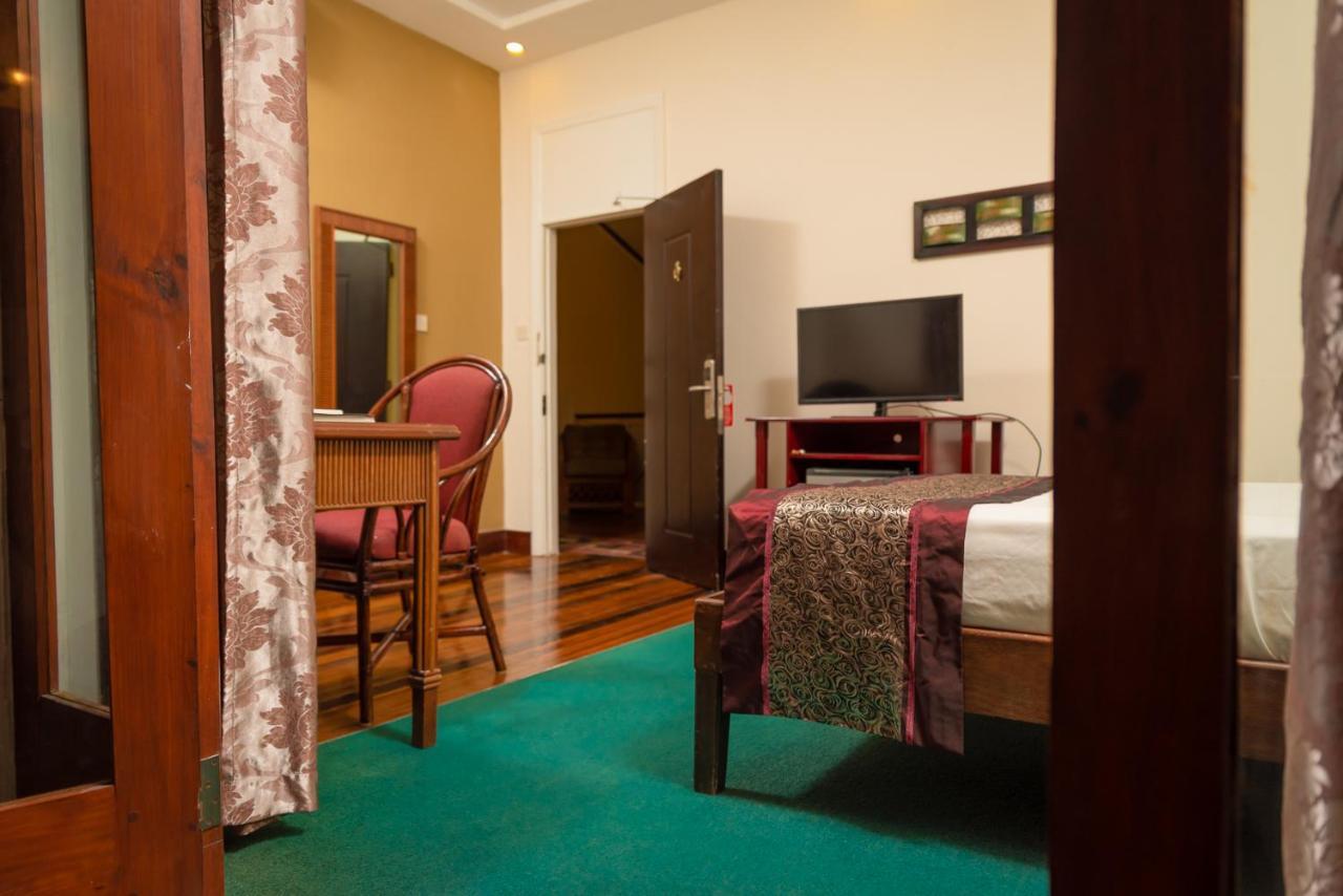 Herdmanston Lodge Hotel Georgetown Bagian luar foto