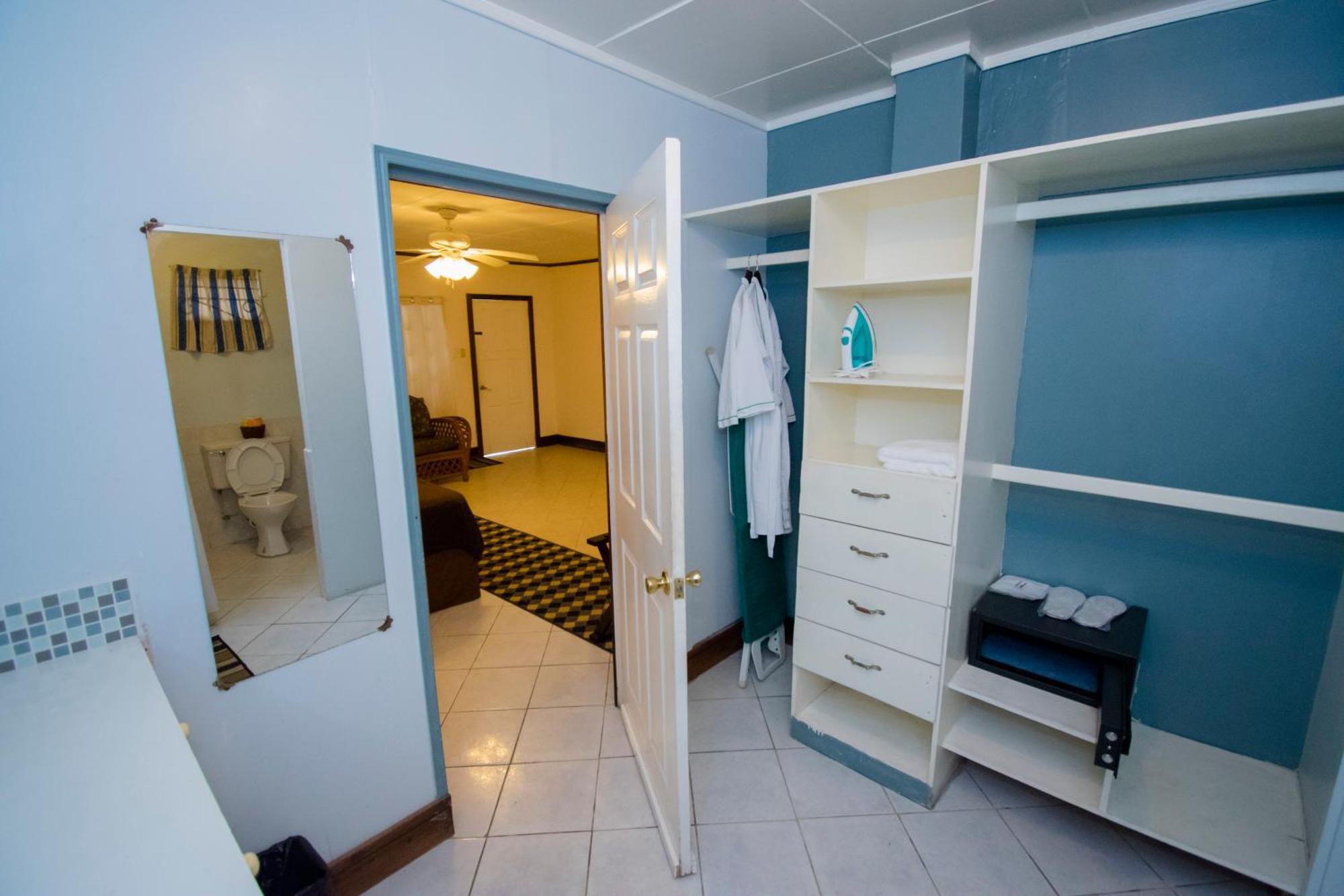 Herdmanston Lodge Hotel Georgetown Bagian luar foto