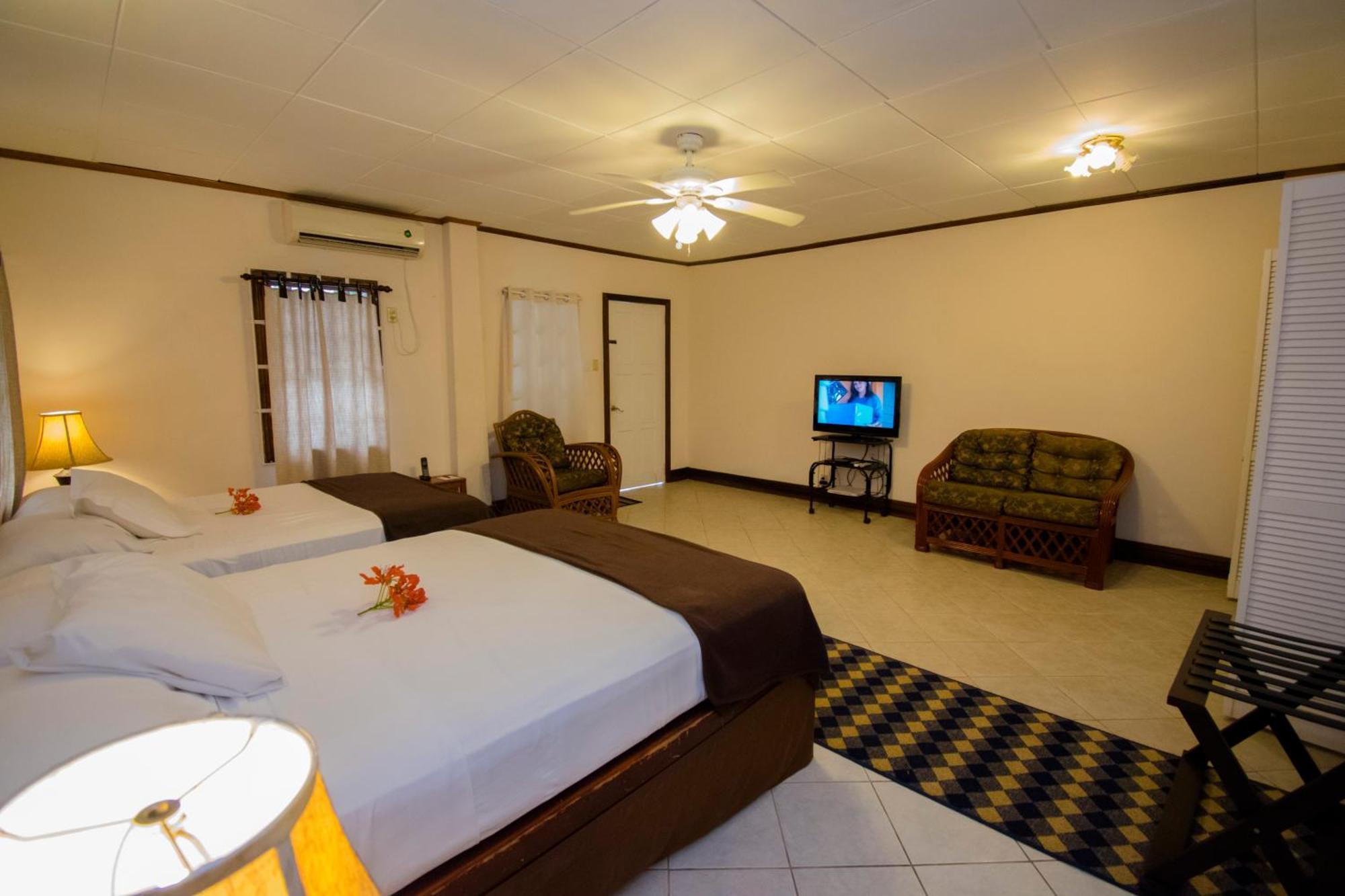 Herdmanston Lodge Hotel Georgetown Bagian luar foto