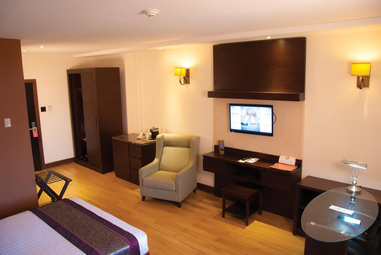Herdmanston Lodge Hotel Georgetown Bagian luar foto